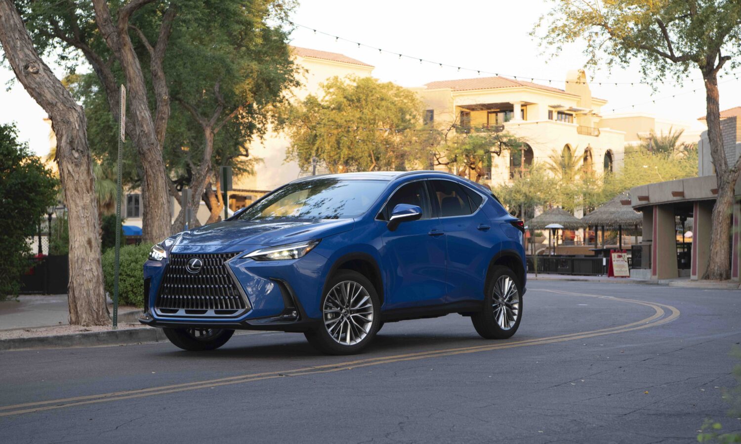 2026_Lexus_NX_350h_Luxury_GrecianWater_061