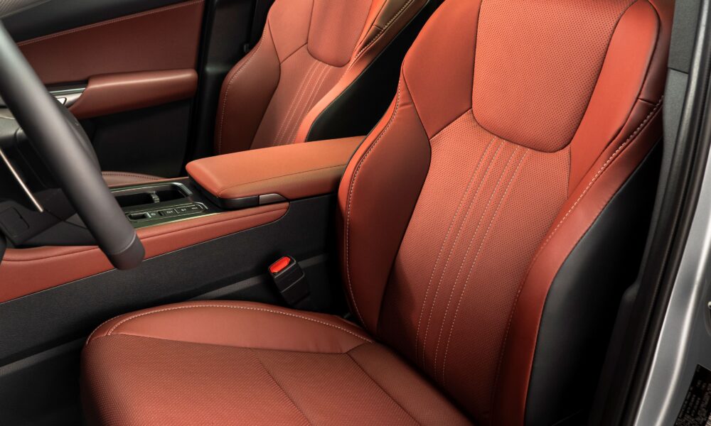 2027_Lexus_NX_<span class='no-uppercase'>350h</span>_Luxury_Iridium_044