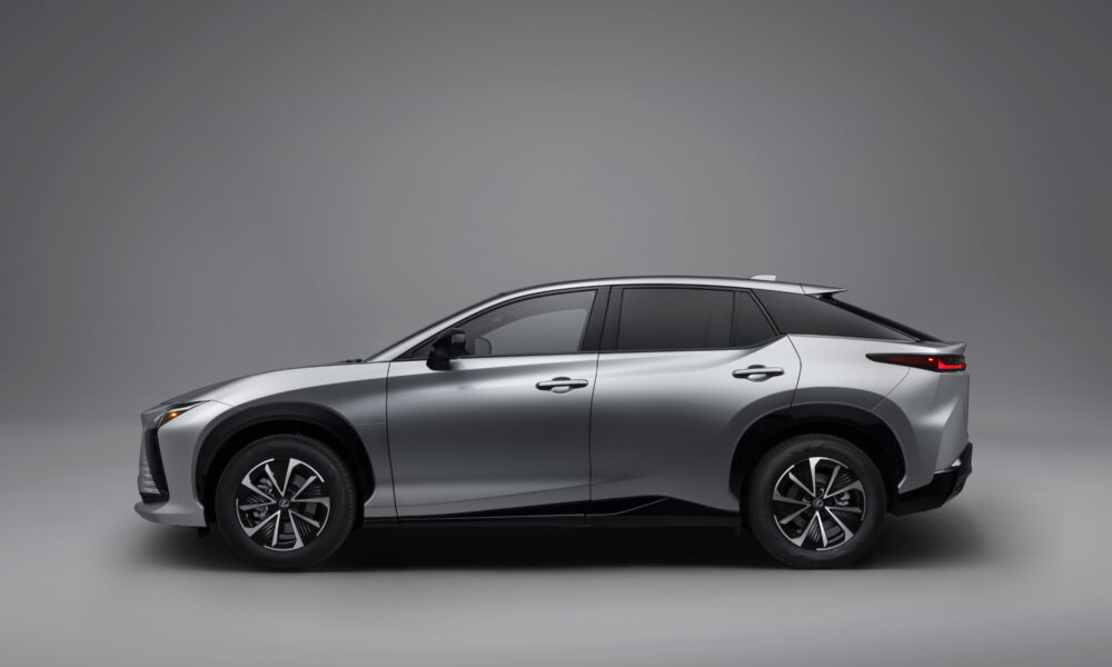 2027 LEXUS RZ BRINGS BOLD ENERGY TO ALL-ELECTRIC LUXURY